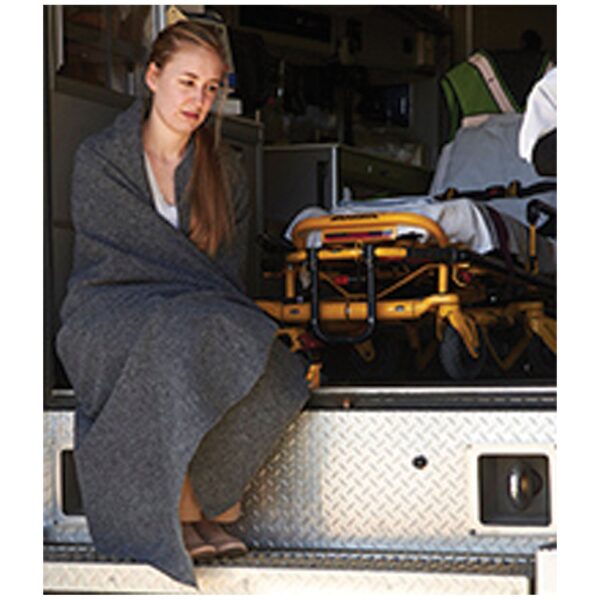 GRAHAM MEDICAL COMFORT1 QUALITY DISPOSABLE BLANKET